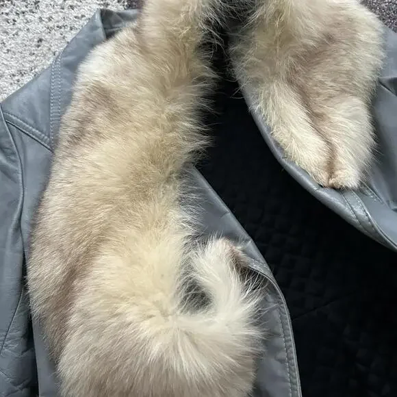 Women's Gray Leather Trench Coat with Real Fur Collar - Picture 5 of 9